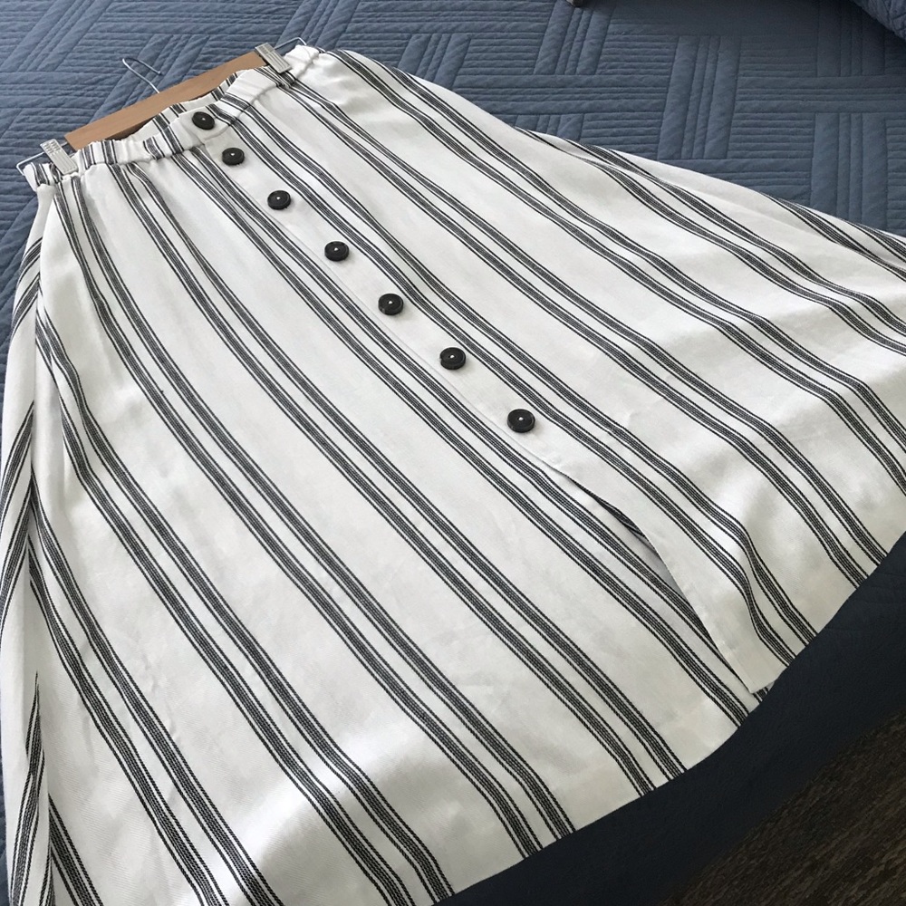 Alfani Skirt NWT